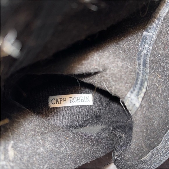 Cape Robbin black closed heels/ boots, clear heel - Picture 4 of 9